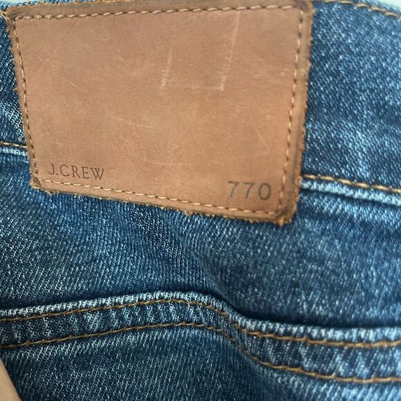 J. Crew 770 blue washed out slightly distressed jeans, great condition, W34 - Picture 7 of 9